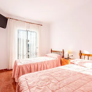 https://villa-zoe.hotelsinnerja.org